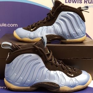 Nike Little Posite Kids Size 4.5y